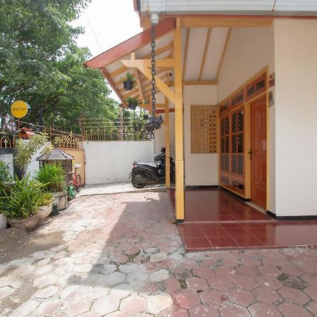 Spot On 3218 Bee Palm Family Syariah Hotell Malang Eksteriør bilde