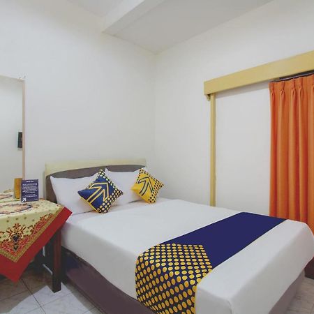 Spot On 3218 Bee Palm Family Syariah Hotell Malang Eksteriør bilde
