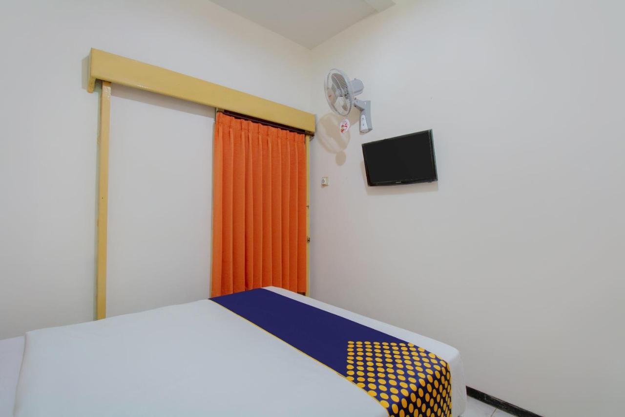 Spot On 3218 Bee Palm Family Syariah Hotell Malang Eksteriør bilde